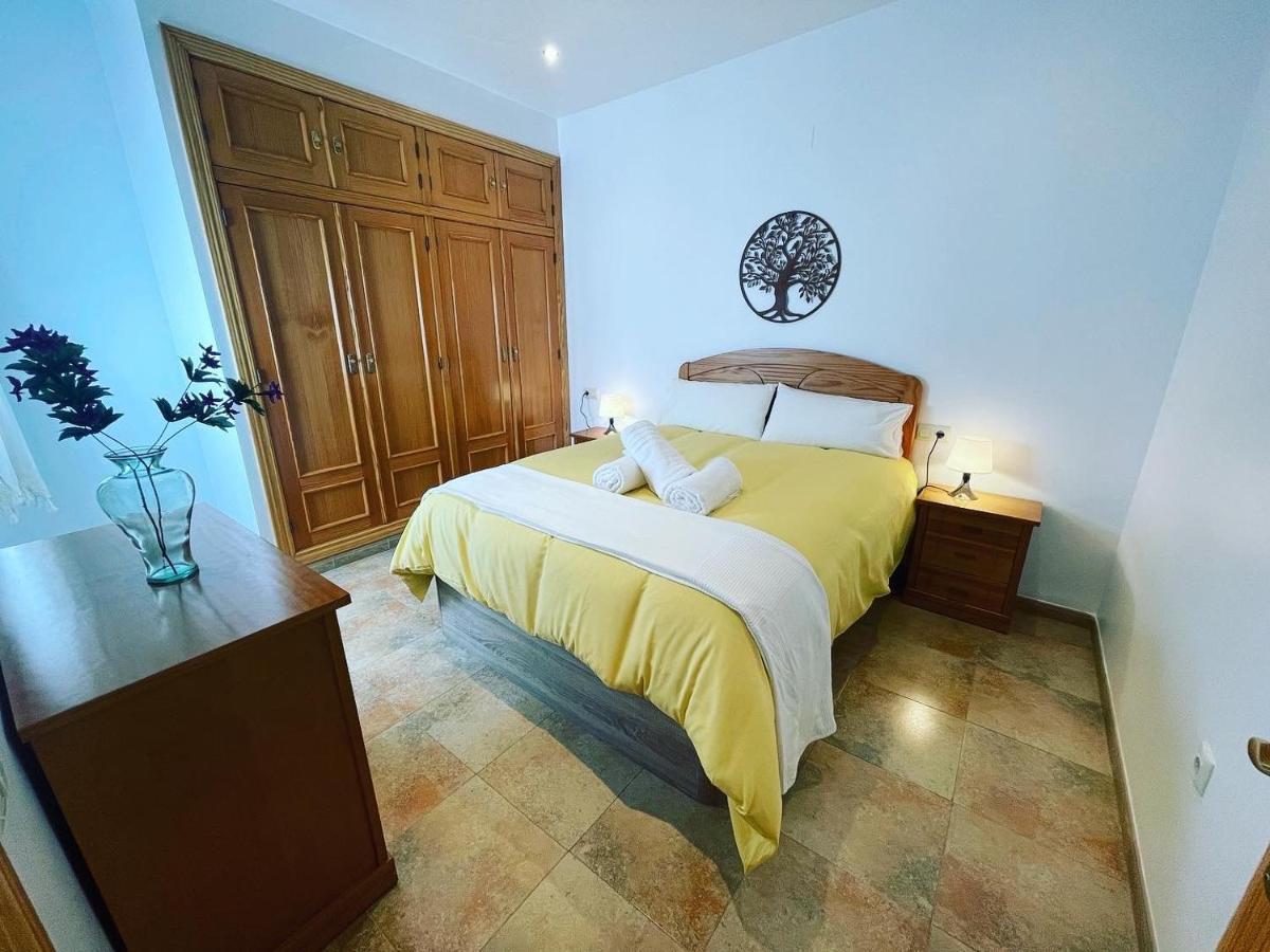 Apartamentos Colon Pondos Linares  Luaran gambar